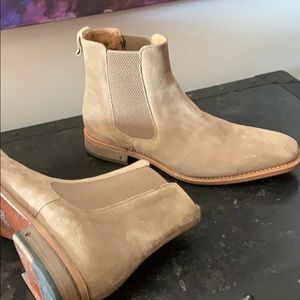 John Varvatos Chelsea Boot/Size 9.5/Cream